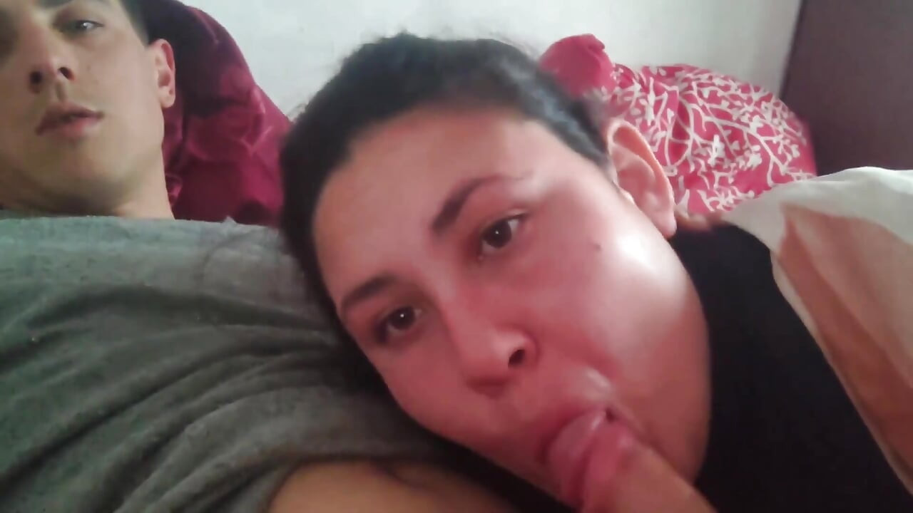 Оргазм в домашнем видео - Bella Nicole не выдержала этого