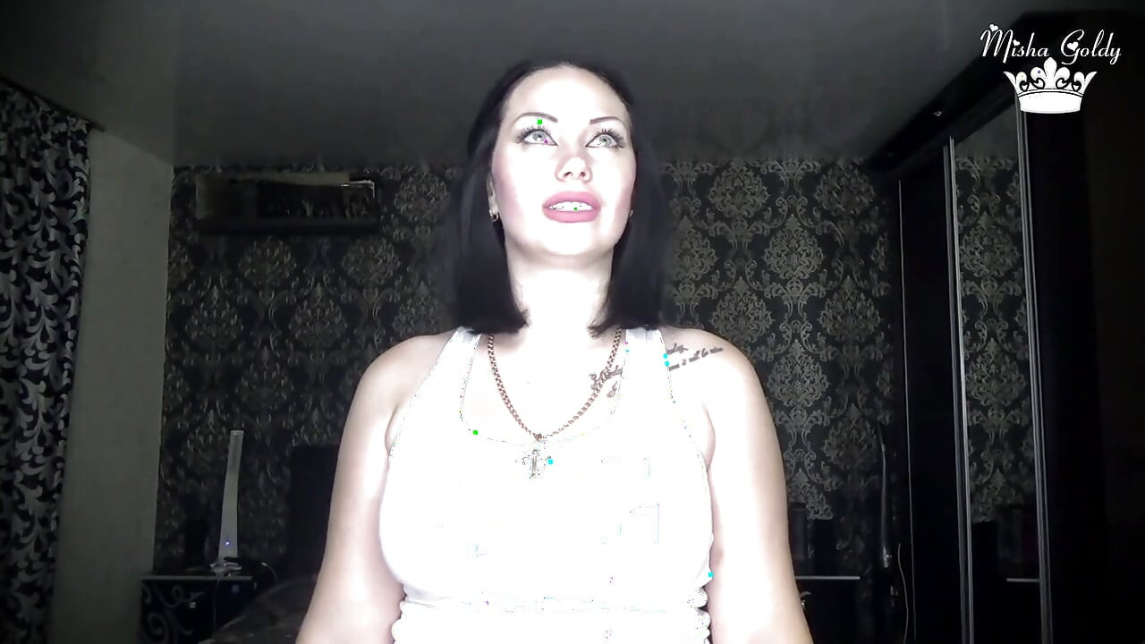 Strong shoulders muscles worship! Sport motivation for pathetic loser like you !