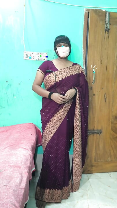 Desi สุดฮอตดูใน Saree มาสัมผัสเสน่ห์
