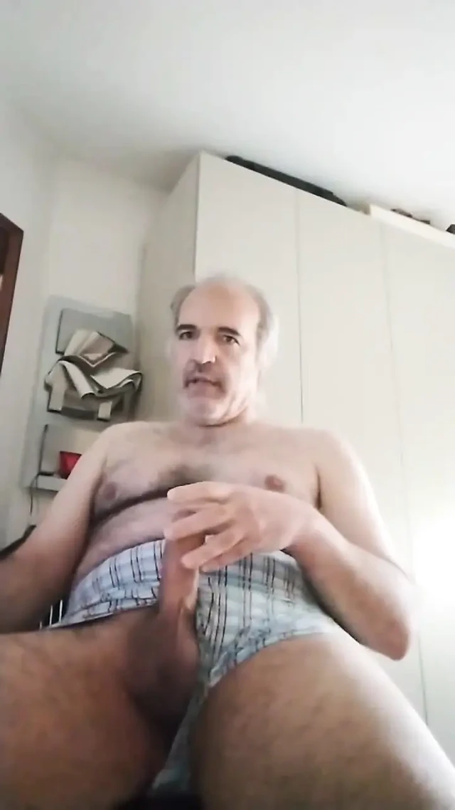 Jerk off Your Penis to Truly Enjoy Your Short Life