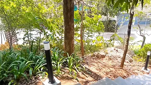 Sarışın olgun eş arada seksten hoşlanır