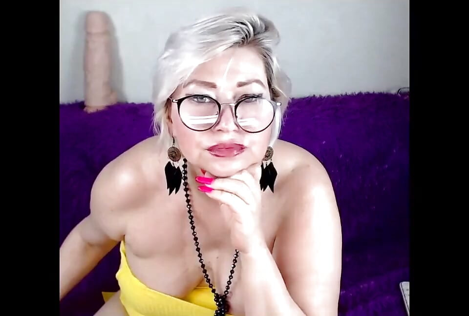 Mature Wife for Sale-13! (aimee Hot MILF, Aka Aimeeparadise) Lascivious Webcam Huntress in a Yellow Dress!