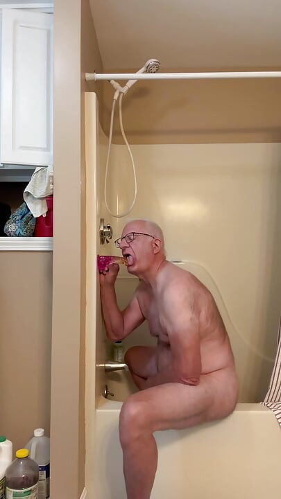 Dad needs a boyfriend to fuck him