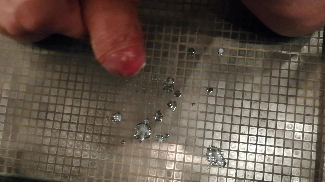 Wanking under the shower