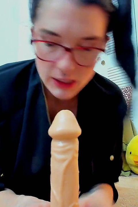 Lil' Stepsis Wants a Bunch of Cock