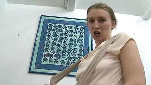Sarışın cosplay hatun oral seks yaptıktan sonra yüzüne boşalıyor