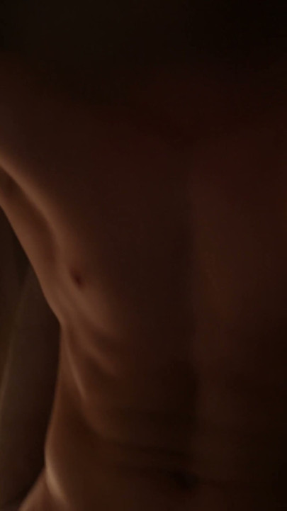 Strong hunk flexing and wanking his big cock and cums | Clip 2