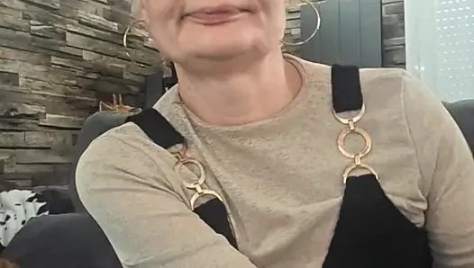 Ich Lutsche Einen Guten Schwanz Und Lasse Mich Meine MILF-schlampige Muschi Ficken