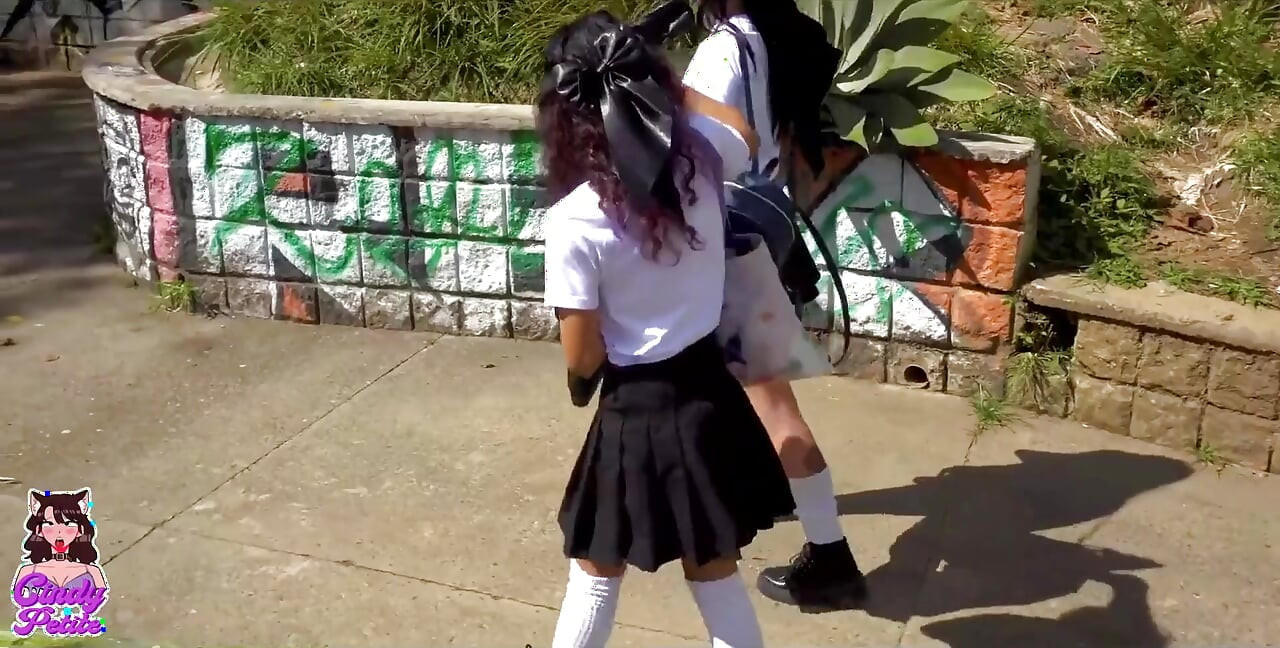 My Rebellious Friend Gets Me to Escape From Class, and We Have Fun Playing Scissors.