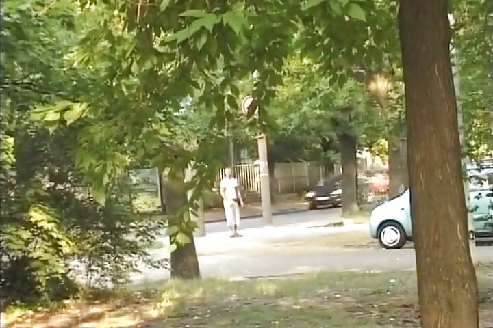 Fransa'dan bu büyük memeli lezbiyenler ormanda oynuyor
