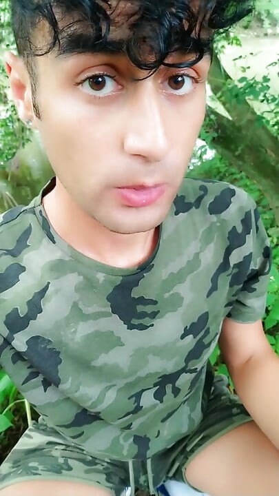 Twink Has a Fresh Cum From Used Condom Till Last Drop Outdoor