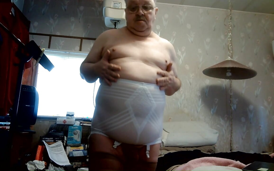 THE CUM PIG - more fat pig