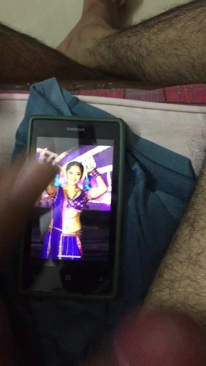 Anushka shetty lanja sexy cum short
