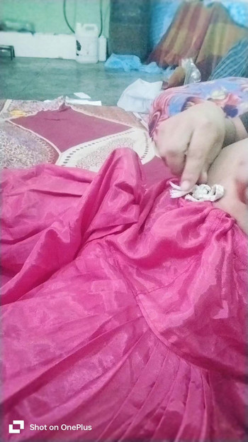 Satin salwar handjob  handjob in saree satin lover