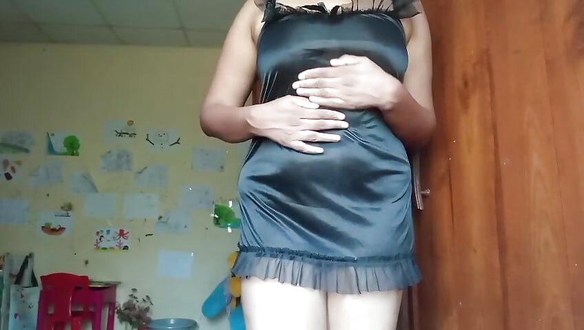 Sri Lankan Teacher Anne in Solo in Her Room