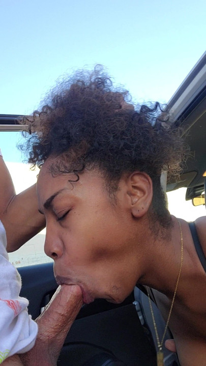 Bitch gets a huge facial in alley