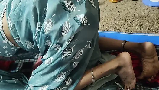Barsat ke Mausam me Sali ko apne ghar bulakar chudai ka maja liye