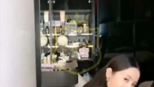 Индонезийские модели с тугой киской и большими сиськами, хотят, чтобы их трахнул Ojol