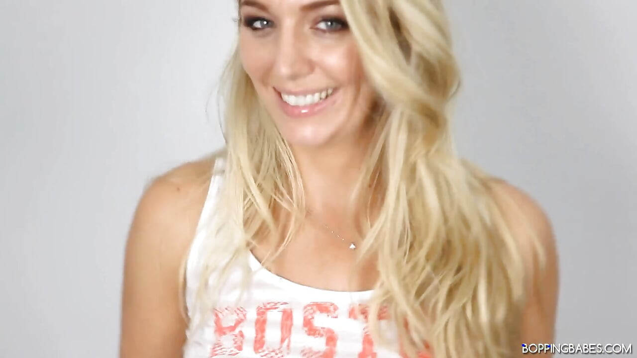 Hayley Marie Coppin - Bouncy Bouncy