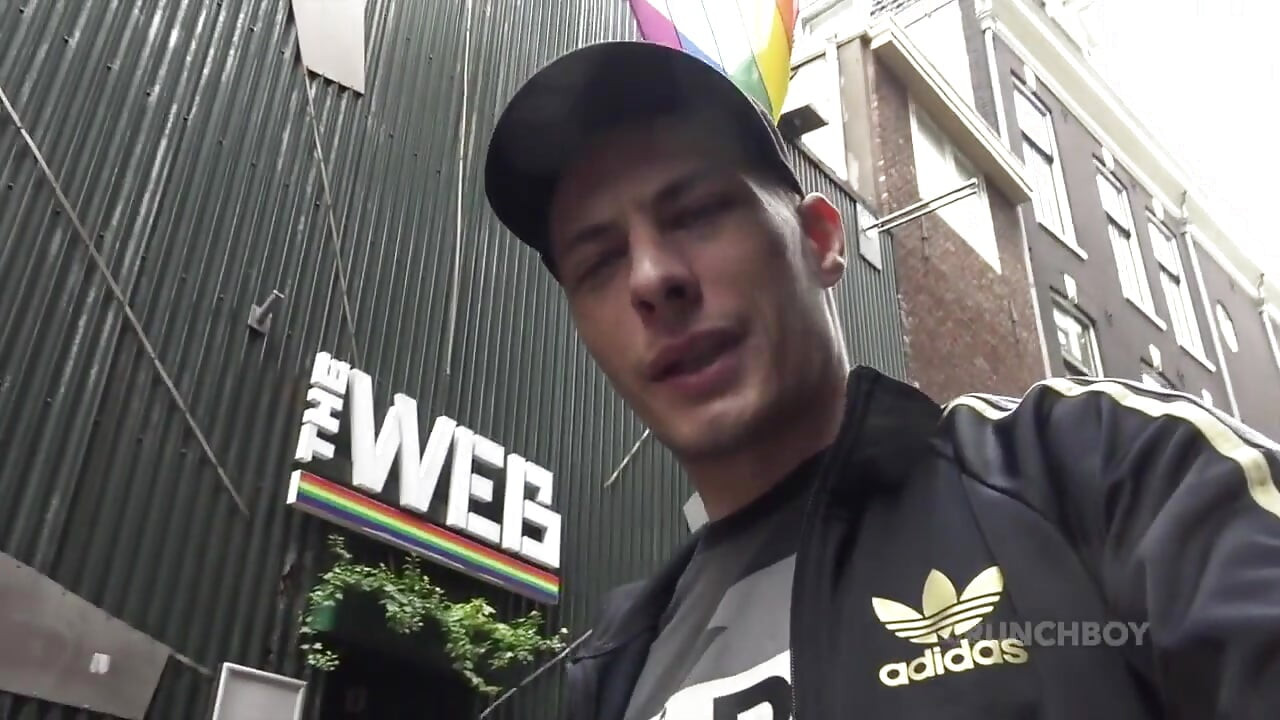 The French slut Phili Wnats used raw by XXL cock