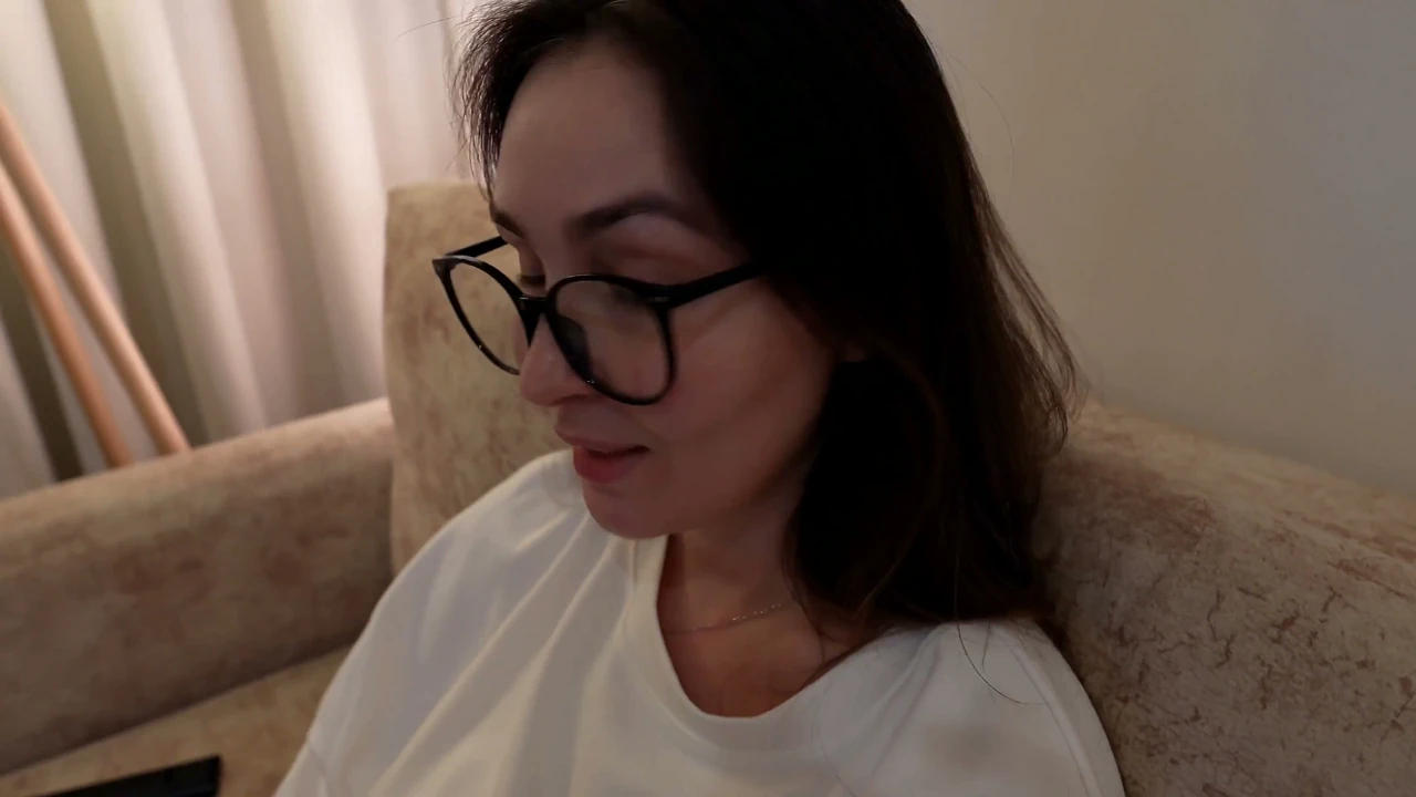 Stepmom Lets Stepson Eat Her Pussy First, Then Only the Head – Husband Next Door