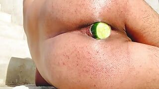 Close -upvideo - mijn kont neuken met een komkommer