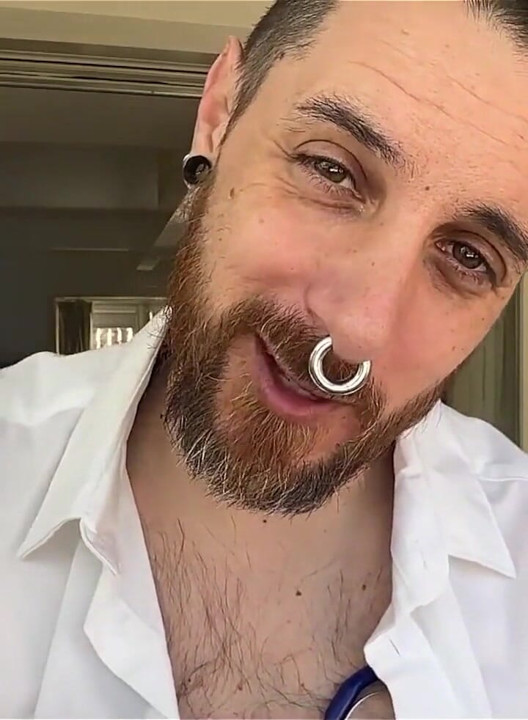 Asmr - examen pentru medici necorespunzători
