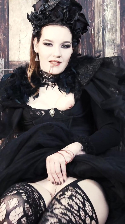 375 Elena Vega as Gothic Sexy Girl