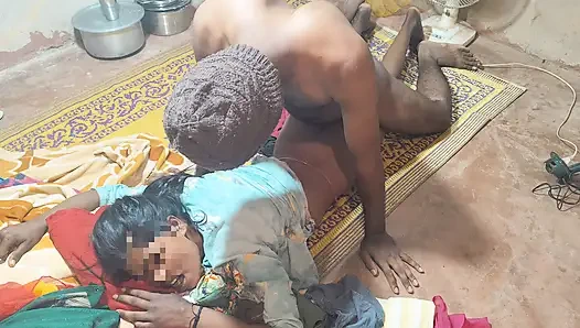 Desi village girl fucked by city boy takes advantage of summer weather in room