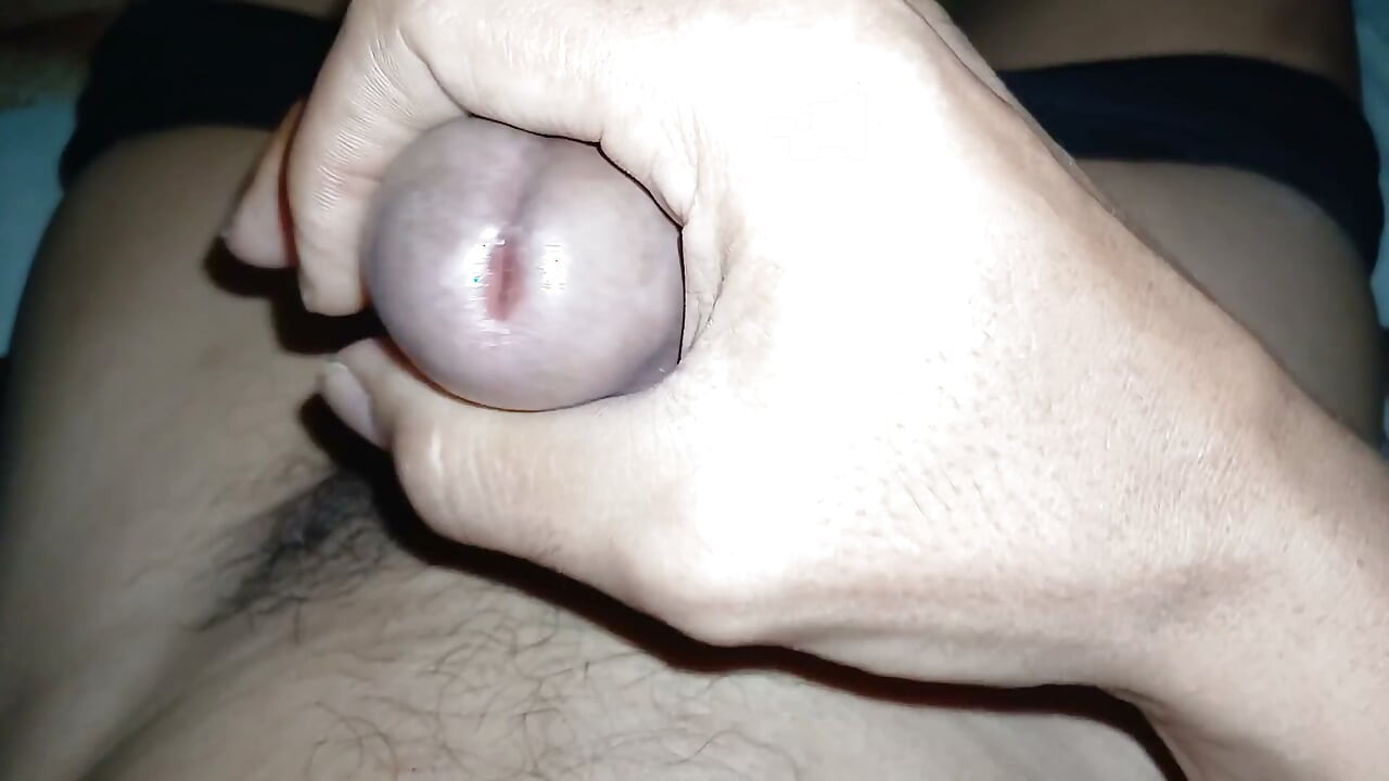Teen masturbates until she squirts thick