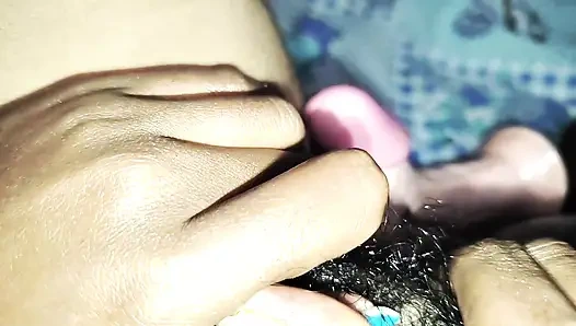 Ritu Boudi ateşli Bengalli