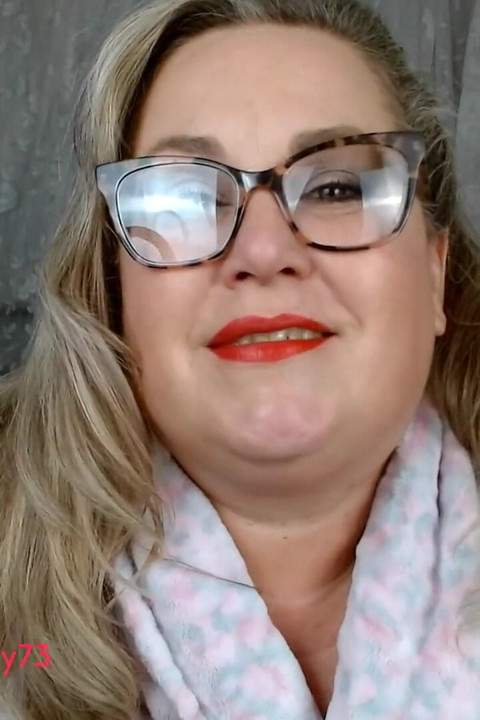 Video Call to Horny BBW Mature Stepmom