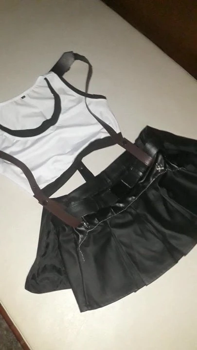 Jizz sul costume cosplay di Tifa Lockhart ff7