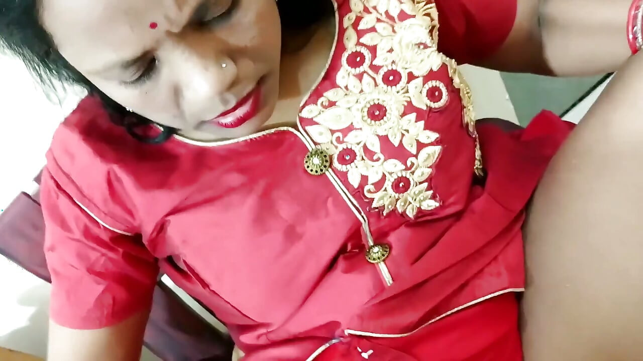 bhaartiy aanti ne land choosa aur premi ne hilaakar rakh diya aur seksi Pussy.mp4 chudaee ki