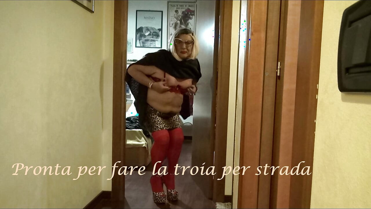 Gio Calda the cow travesta