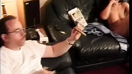 Çinli kız yarrağı alıyor