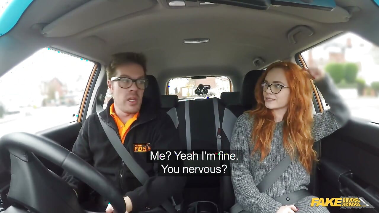 Fake Driving School - великолепная рыжая Ella Hughes умоляет эксперта о шансе в хардкорном секс-видео