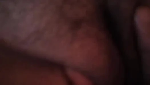 Desi tamilische mollige bBW-ehefrau von ehemann gefingert und kommt