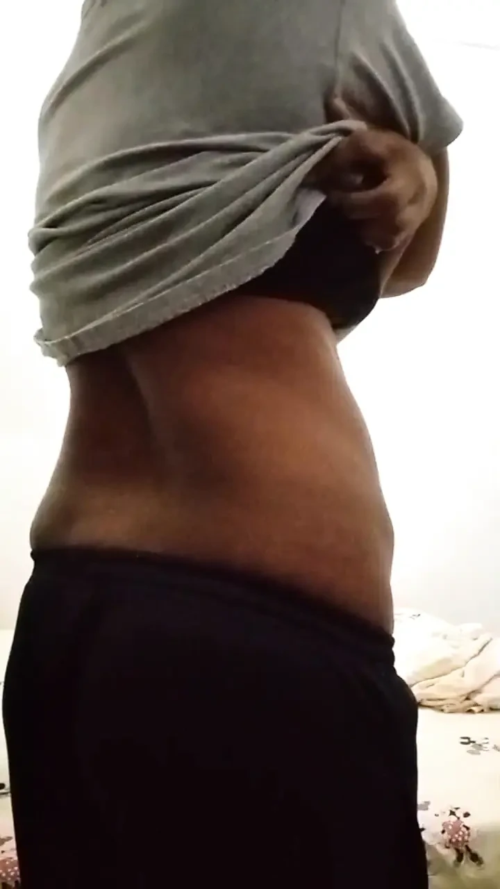 Sri lankan campus girl undressing