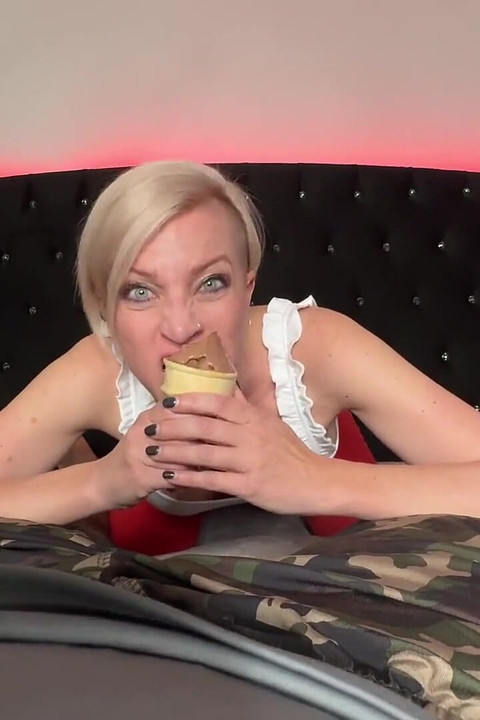 Layanan sedap ais krim coklat