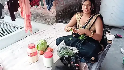 Seks keras ayah tiri dengan putri tiri India desi di kamar (Mohini)