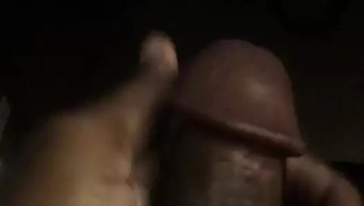 tutmaya çalışıyordu