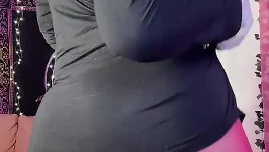 Pakai Dildo Ukuran Raksasa