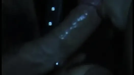 Pesta seks glory-hole tengah malam