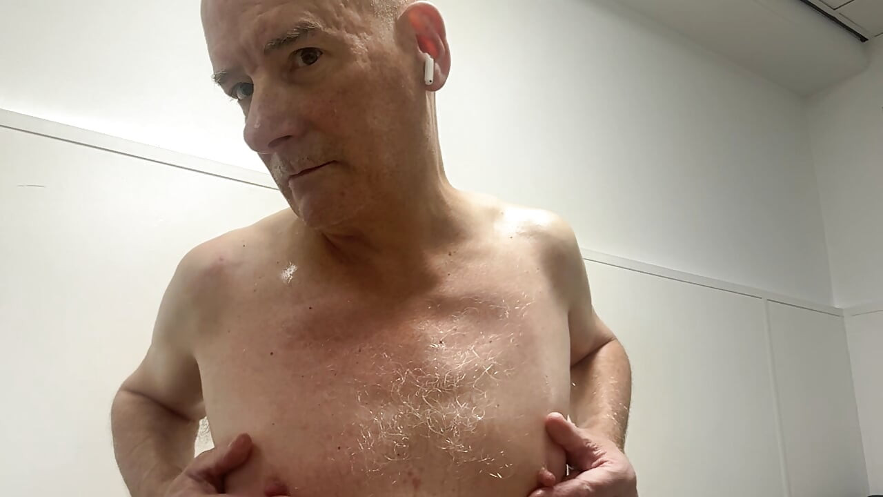 Super slo-mo Titty play at the Gym