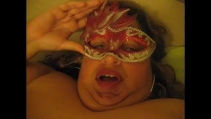 SSBBW lesbian masturbating
