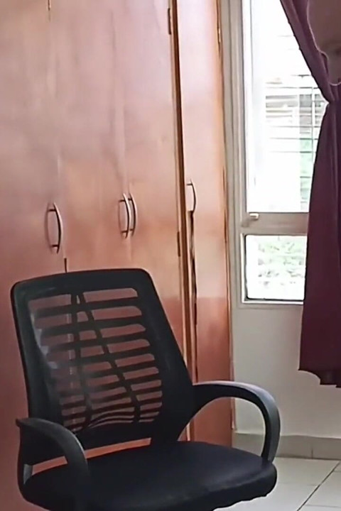 My MILF Stepsister Teaches Me How to Masturbate. Spanish Porn.