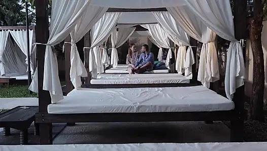 Секс-тренер Блондинка Получает Дикий Долбежку В Тройничке