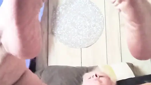 Knock Knock Princess StepDaddy Ingin Bermain