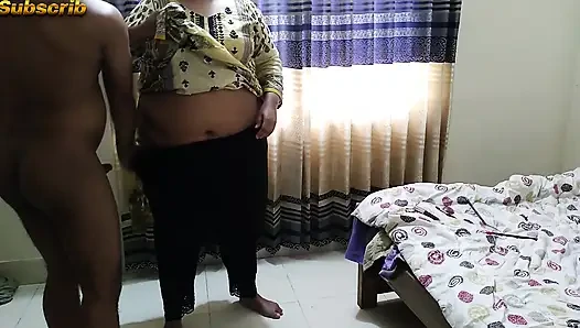 Crot sperma di dalam memek & mulut pasangan india